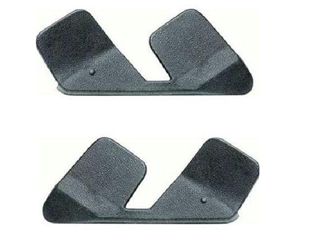 Seat Belt Retainer: 1970-72 F (pr)